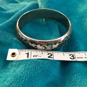 Vintage Cut Out Bangle Bracelet